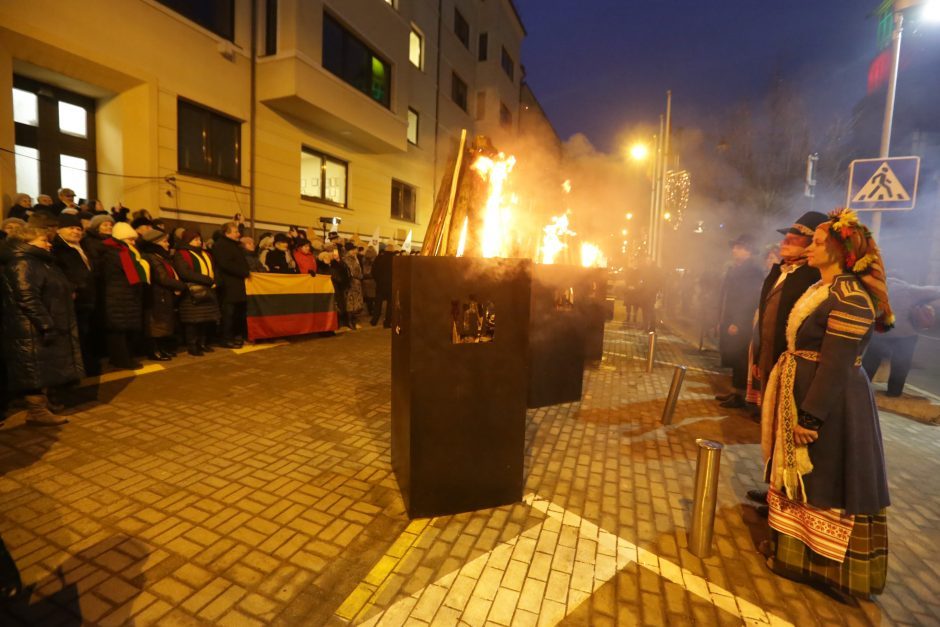 Klaipėdoje prie laužų – istorijos liudininkų susitikimai