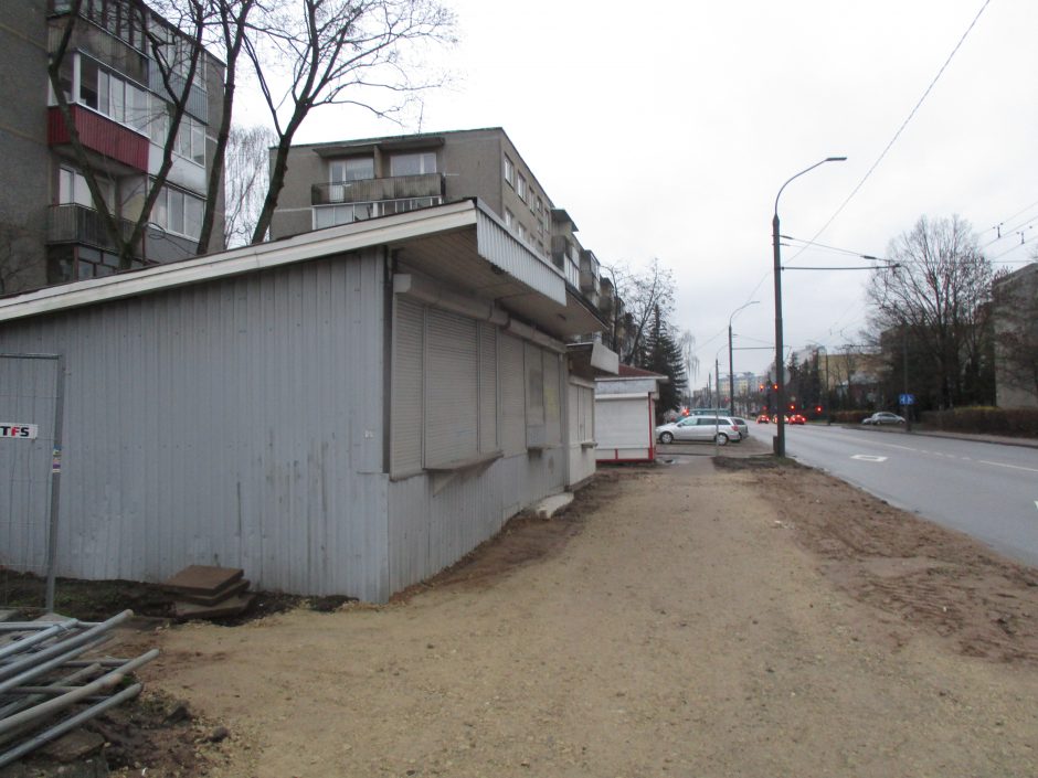 Kioskai, prie kurių nutįsdavo pirkėjų eilės, nedirba jau keturis mėnesius