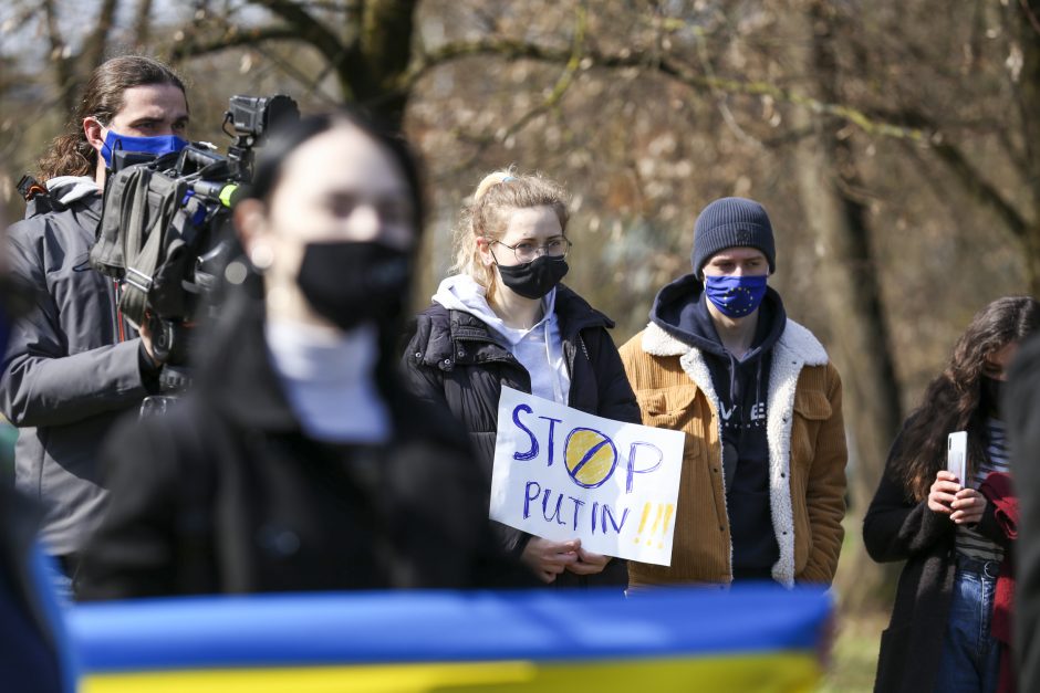 B. Nemcovo skvere įvyko akcija prieš Rusijos agresiją Ukrainoje