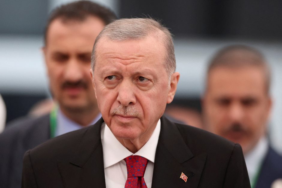 Erdoganas reikalauja nutraukti paramą kurdų kovotojams Sirijoje