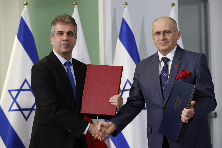 Izraelio ir Lenkijos užsienio reikalų ministrai susitinka siekdami taisyti santykius
