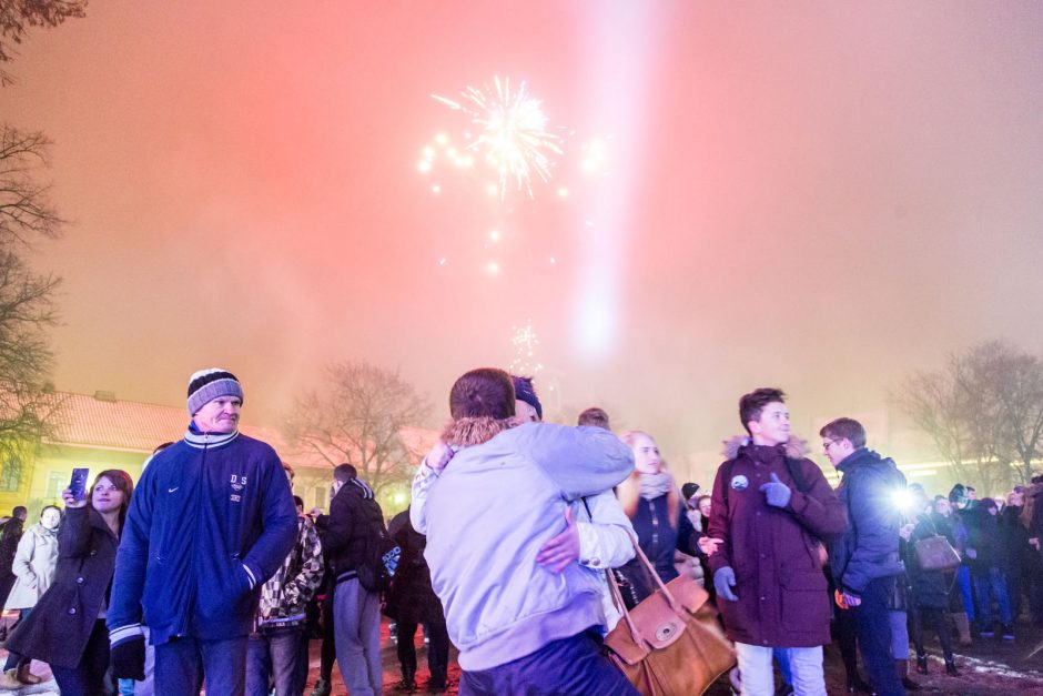 Kauniečiai 2015-uosius ir eurą pasitiko skaičiuodami sekundes