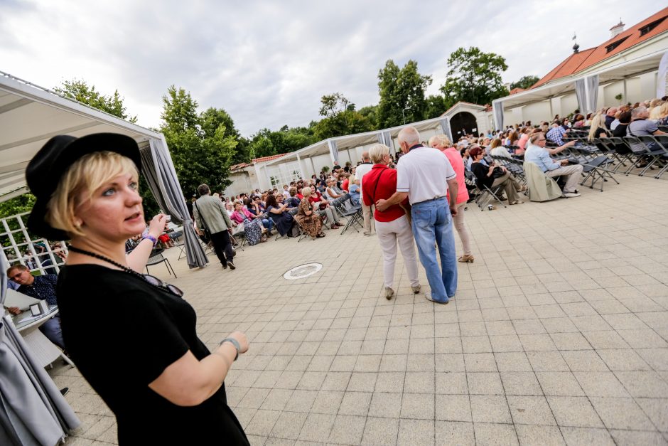 Pažaislyje – skambi festivalio „Purpurinis vakaras” įžanga