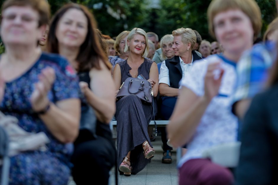 Pažaislyje – skambi festivalio „Purpurinis vakaras” įžanga