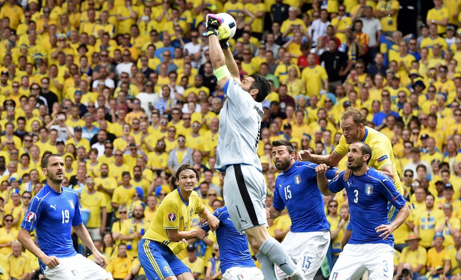 Italijos futbolininkai palaužė Švedijos rinktinę ir iškopė į aštuntfinalį