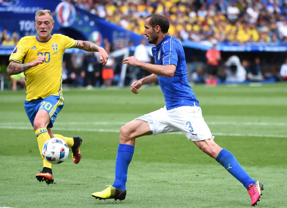 Italijos futbolininkai palaužė Švedijos rinktinę ir iškopė į aštuntfinalį