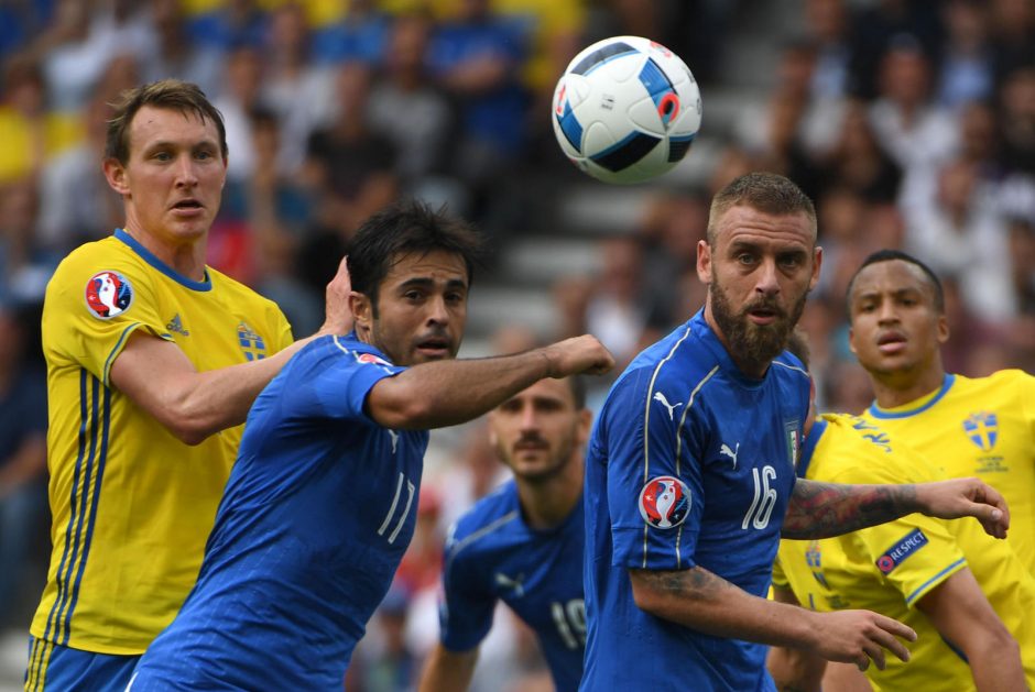 Italijos futbolininkai palaužė Švedijos rinktinę ir iškopė į aštuntfinalį