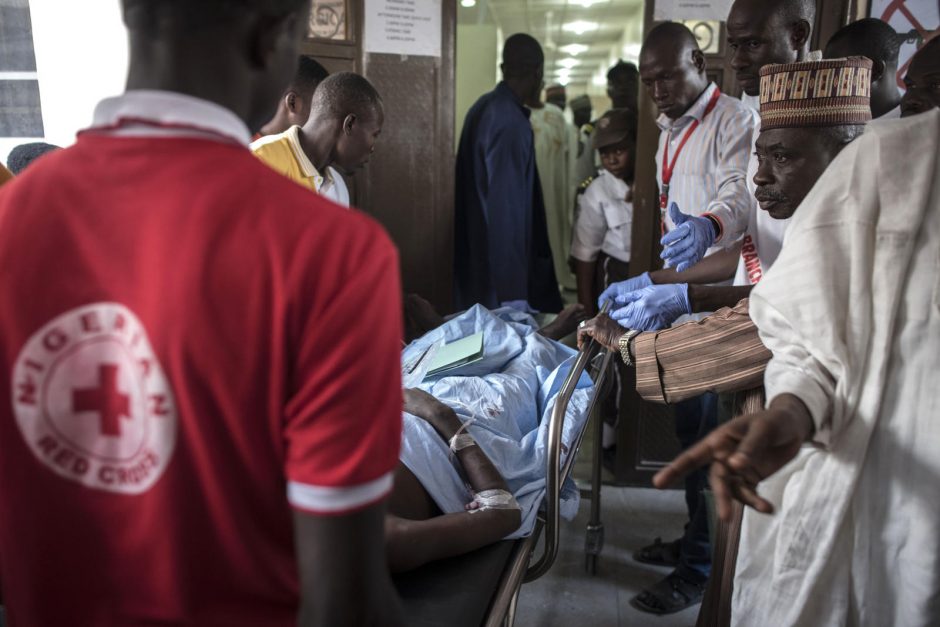 Subombarduotos Nigerijos stovyklos aukų skaičiusi perkopė 90