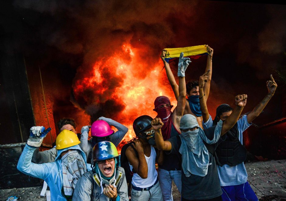 Padėtis Venesueloje: masiniuose protestuose išskirtinai daug smurto