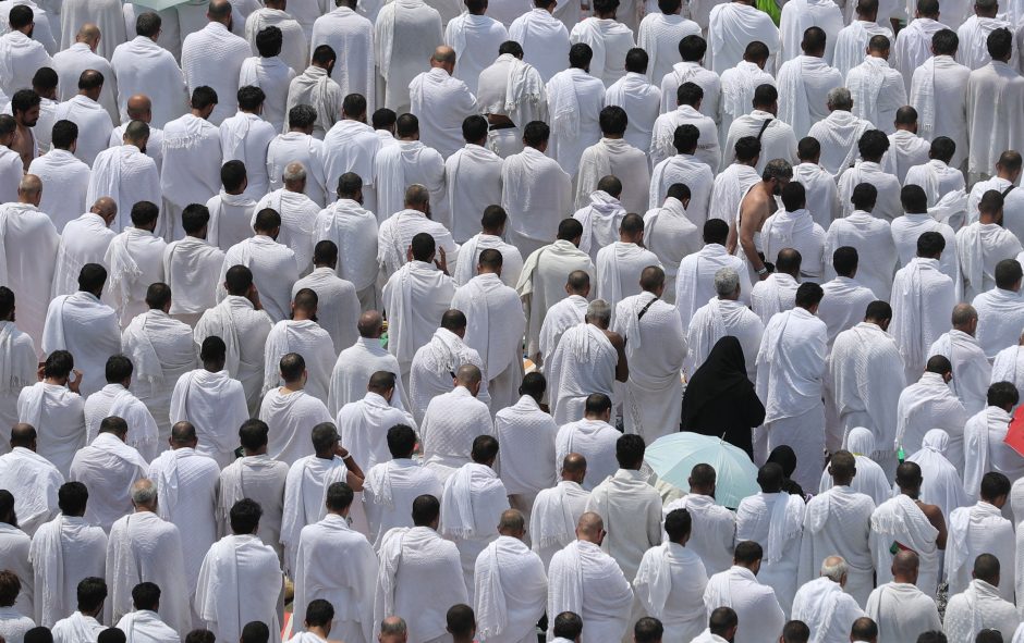 Musulmonai baigia hadžo apeigas: šventės ritualai ir iššūkis Saudo Arabijai