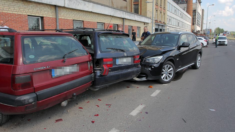 Kaune į avariją pateko Seimo nario P. Gražulio dukra 