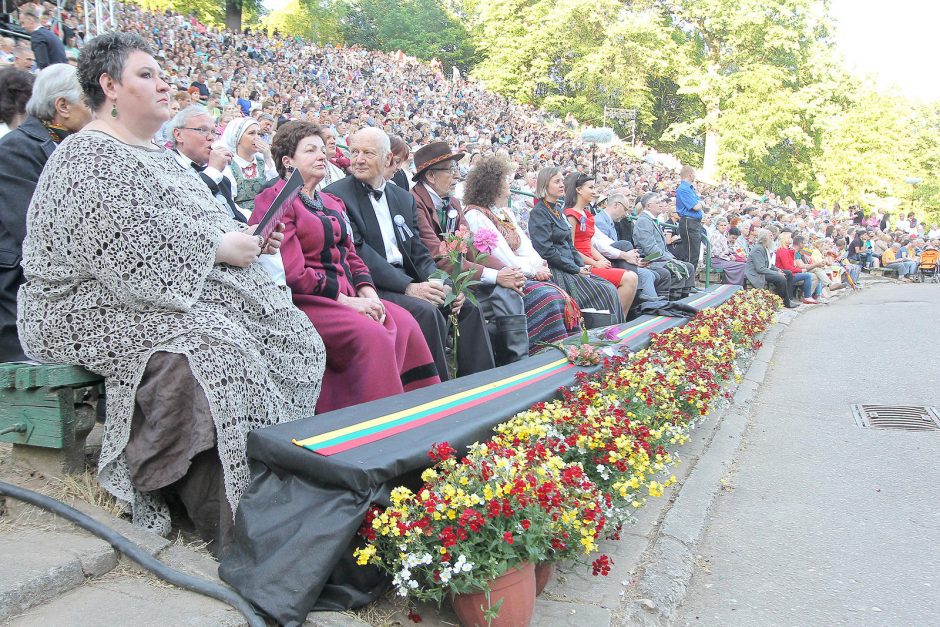 Nugriaudėjo Kauno dainų ir šokių šventė