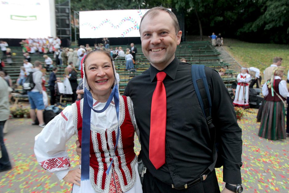 Nugriaudėjo Kauno dainų ir šokių šventė