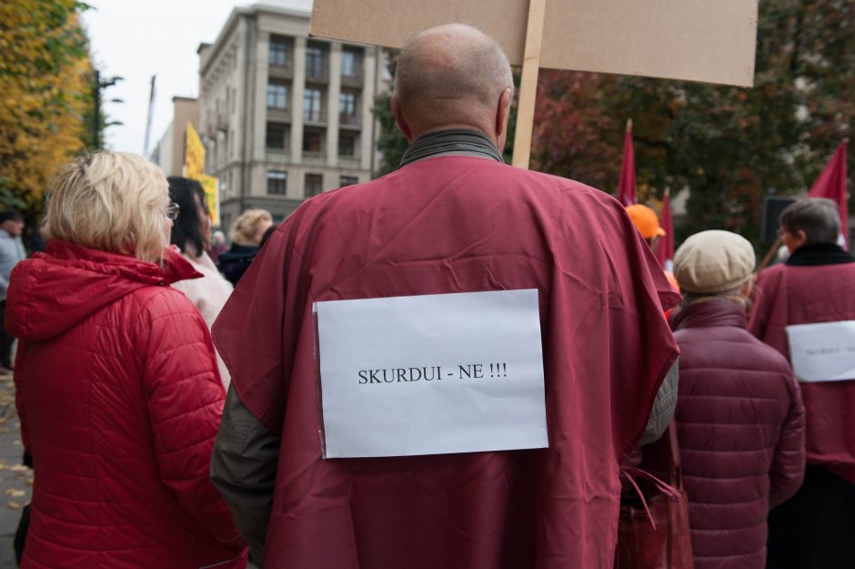 Mitingo prieš skurdą dalyviai apie save: „Biedni ir įsiutę“