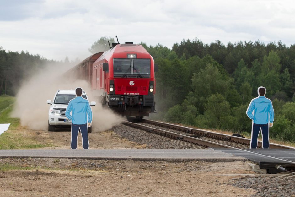 Saugaus elgesio pervažose diena paminėta eksperimentu su B. Vanagu