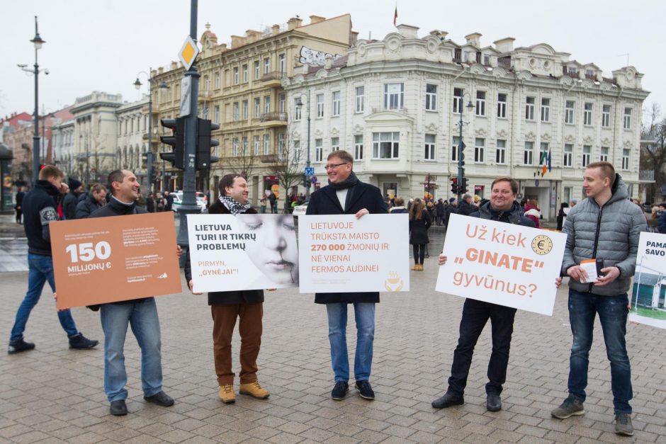 Gyvūnų gynėjai – prieš madą, dėl kurios žudoma