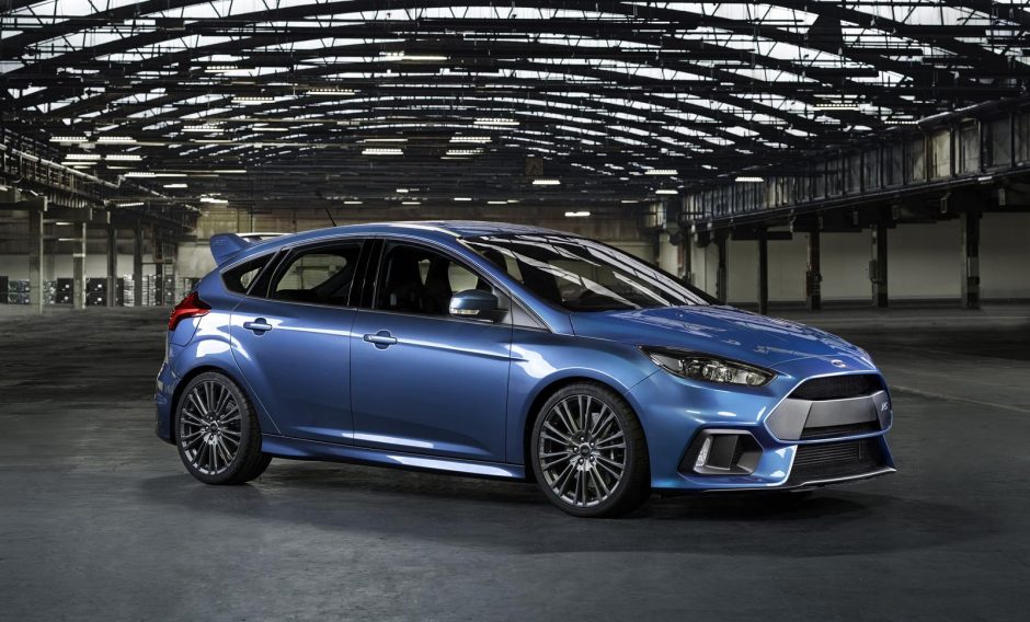 „Ford Focus RS“ – įkaitęs iki mėlynumo hečbekas