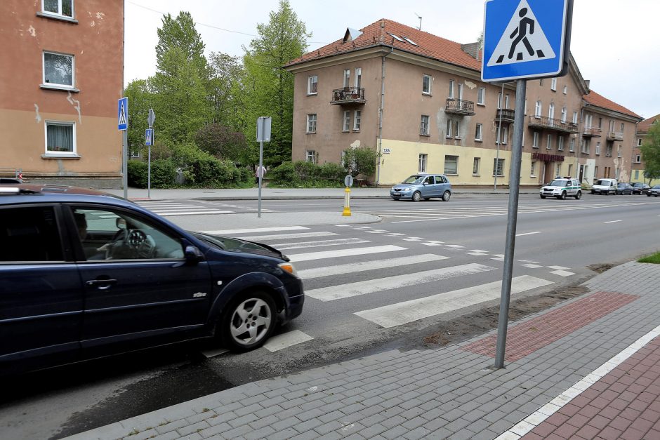 Pėstiesiems žada saugumą, vairuotojams – naujovių