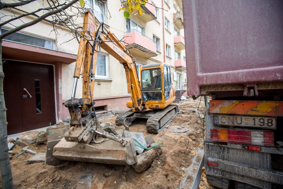 Centrinės gatvės išraustos: kada baigsis remontas?