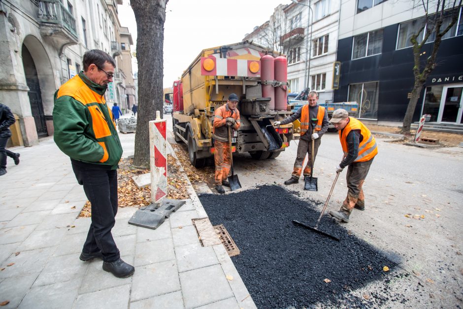 Centrinės gatvės išraustos: kada baigsis remontas?