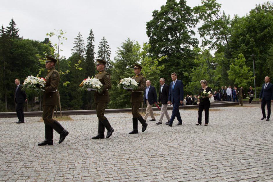 Minimos prezidento A. M. Brazausko mirties metinės