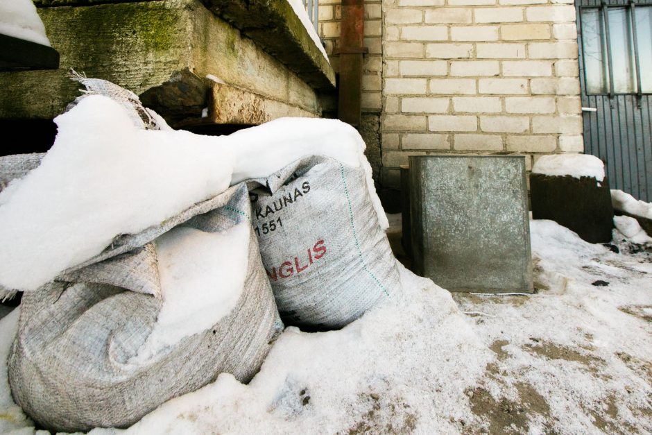 Didžiausių teršėjų sąraše – garažų savininkai