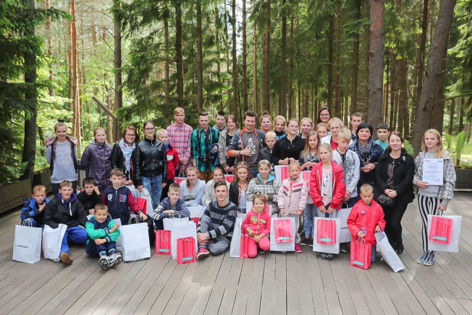 Labdaros renginyje paaukota 5000 eurų naujam vaikų namų būstui