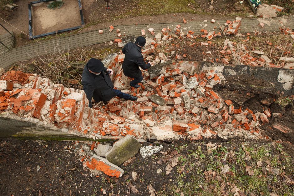 Lapių bažnyčios šventorius paskelbtas ekstremalia zona