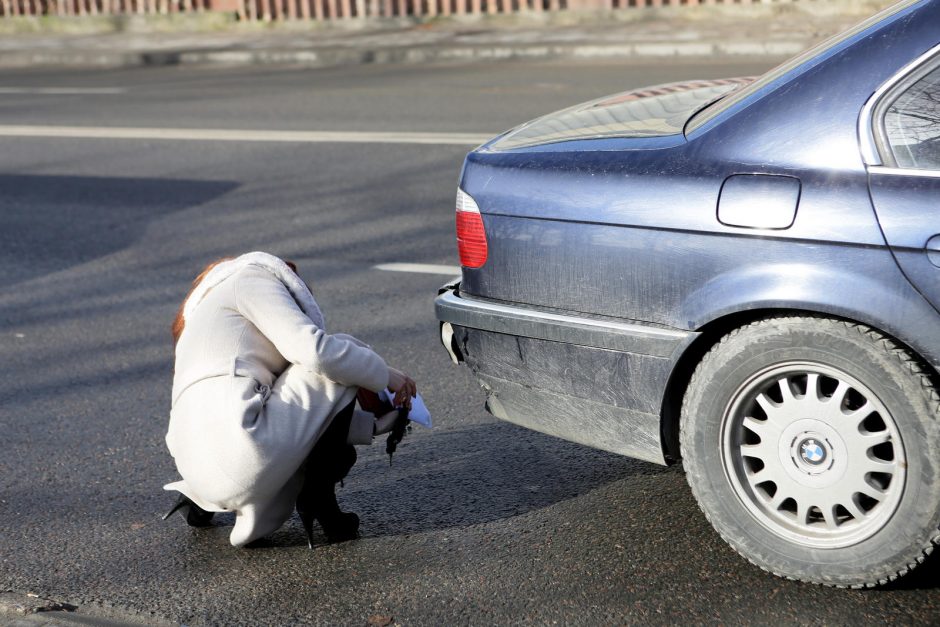 Uostamiestyje atakuotas inkasatorių automobilis