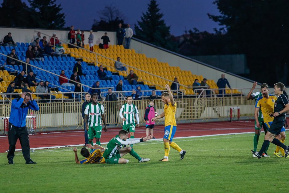 Pusfinalyje lieka tik vienas nežinomasis