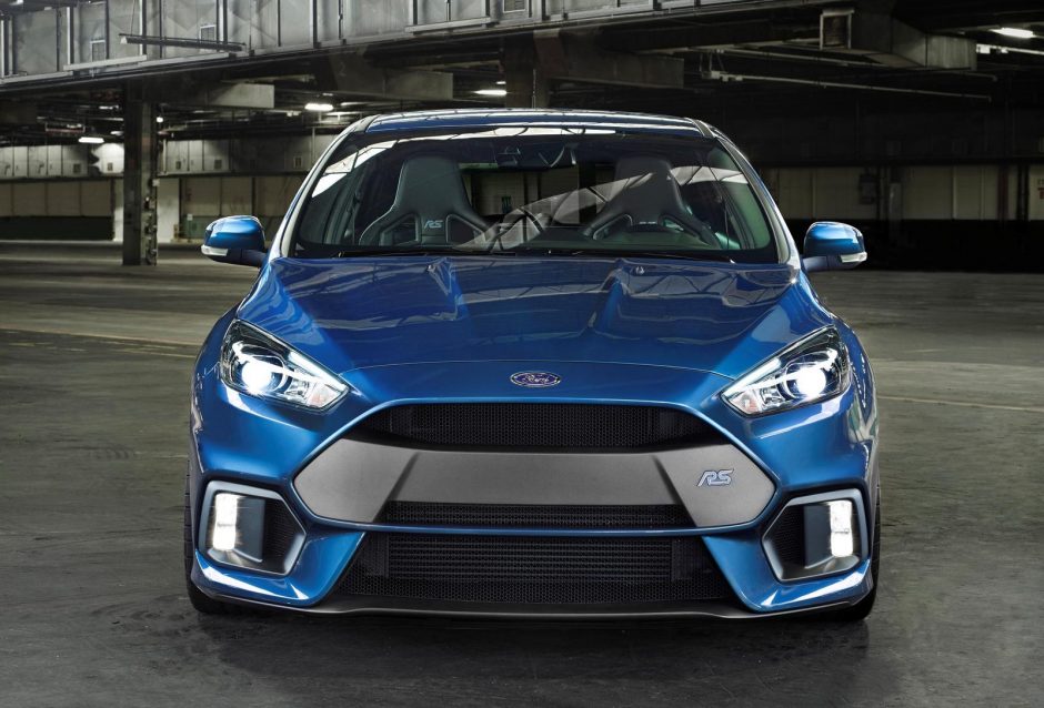 „Ford Focus RS“ – įkaitęs iki mėlynumo hečbekas