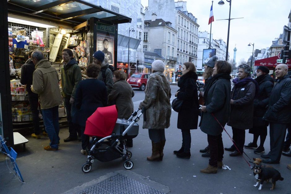 „Charlie Hebdo“: naujausias numeris išparduotas, o teroristai prisiėmė atsakomybę