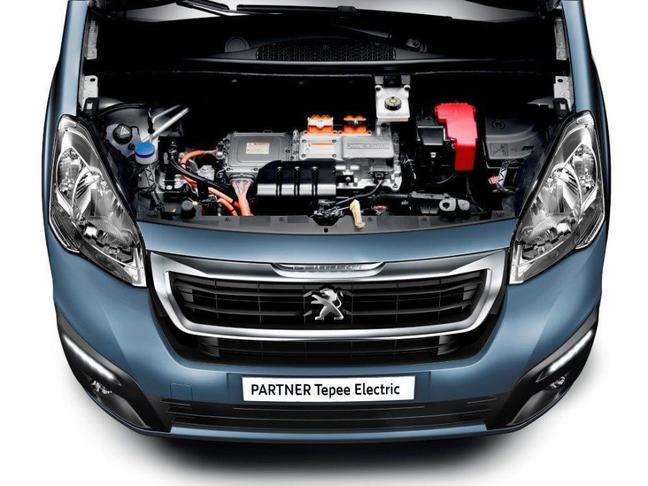 Ženevoje „Peugeot“ pristatys vienatūrį elektromobilį „Partner Electric“