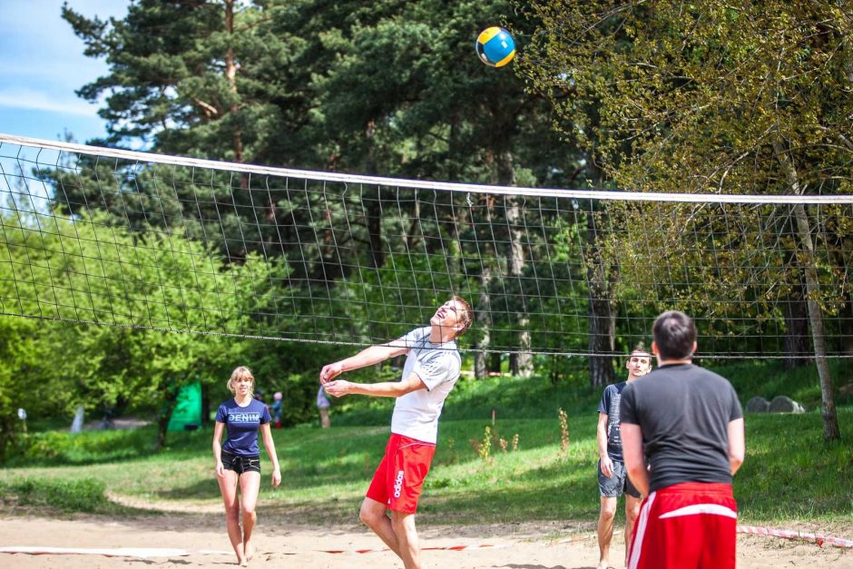 Panemunės šilą okupavo sportuojantis jaunimas