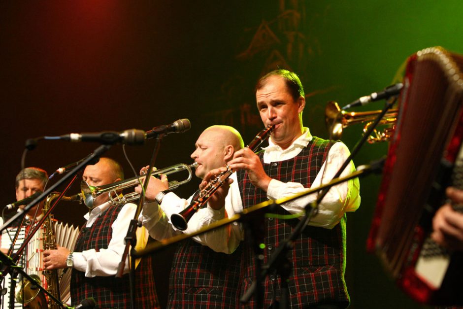 Kaune šėlo kapelų šventė „Grok, Jurgeli“