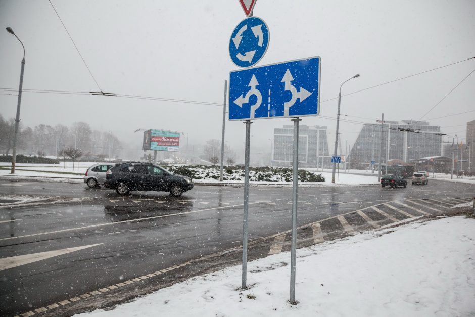 Tyrimas: naujasis Vilniaus žiedinių sankryžų ženklinimas pasiteisino