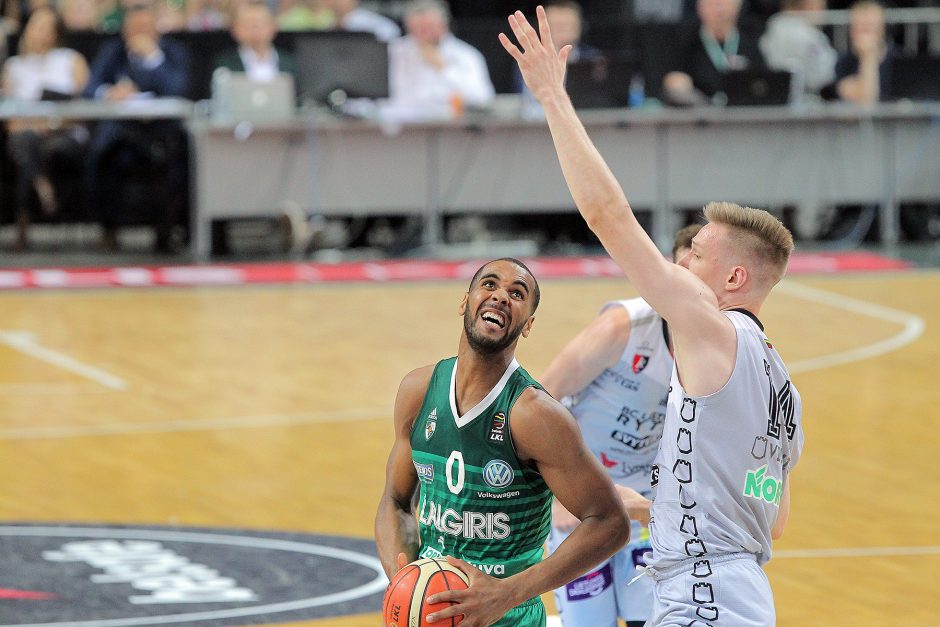 LKL finalas: „Žalgiris“ įveikė „Lietuvos rytą“ ir serijoje pirmauja 2:1