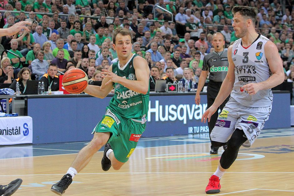 LKL finalas: „Žalgiris“ įveikė „Lietuvos rytą“ ir serijoje pirmauja 2:1