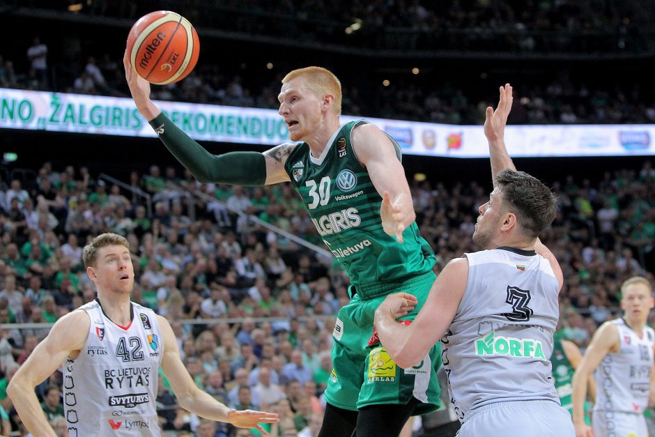 LKL finalas: „Žalgiris“ įveikė „Lietuvos rytą“ ir serijoje pirmauja 2:1