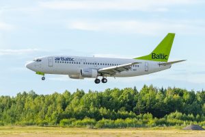 Latvijos prokurai susidomėjo vyriausybės sprendimais dėl „Air Baltic“