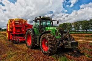 Žemės ūkio produkcijos kainos ES per metus krito 6 procentais