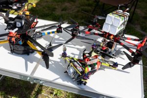 L. Kasčiūnui tikintis lūžio, dronų gamintojai abejoja galimybe atsisakyti kiniškų detalių