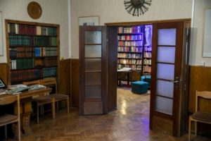 KPD: Vilniaus likviduojamuose rašytojų muziejuose turėtų būti supažindinama su jų veikla