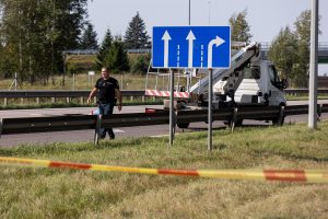 A1 magistralėje – trijų automobilių avarija