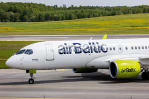 „Air Baltic“ iš Vilniaus skraidins į Gran Kanariją, neliks skrydžių į Briuselį