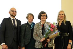 Kauno mokslo premijos laureatė prof. V. Lesauskaitė: netikėtumai moksle skatina klausti 