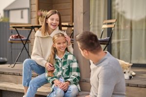 Išklausyti vaiko nuomonę – tėvų kasdienio elgesio su vaikais dalis