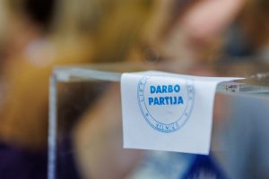 „Darbiečiai“ apsispręs, ar nori jungtis su Regionų partija