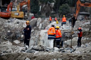Po dar dviejų žemės drebėjimų Turkijoje – liūdnos žinios: smūgiai tęsis mėnesiais