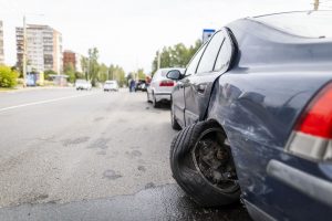 Techninių eismo įvykių tyrimus siekia perleisti draudikams: šie prisipažįsta – stinga išmanymo